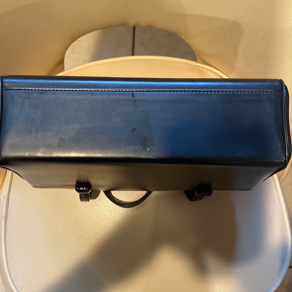 BLACK PURSE - Picture 4 of 7